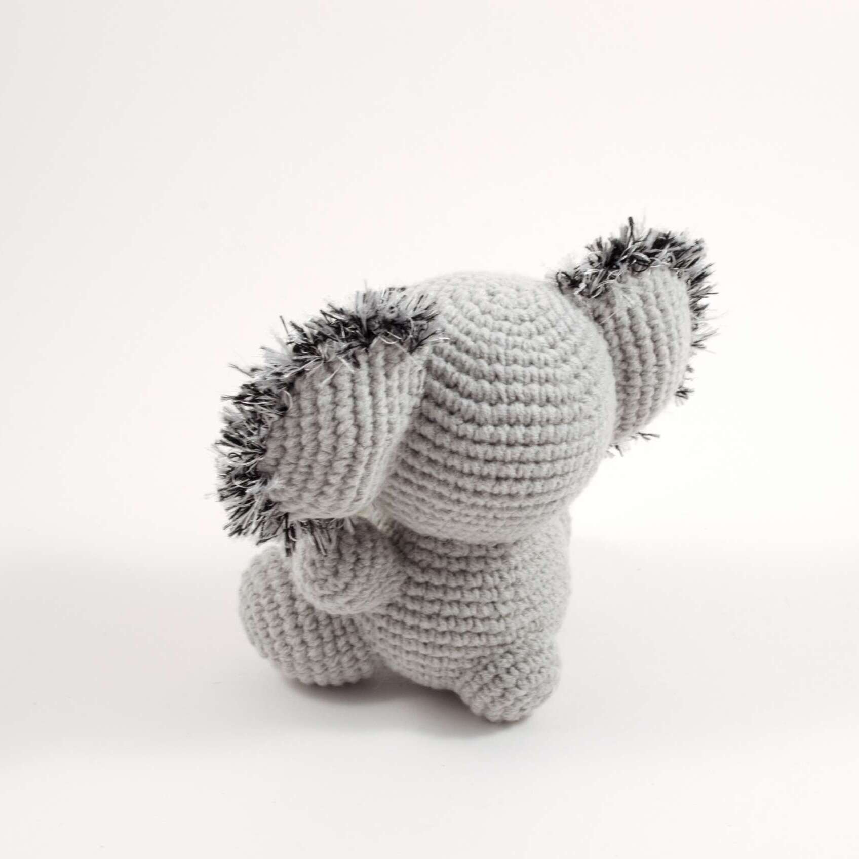 amigurumi ben the koala back view