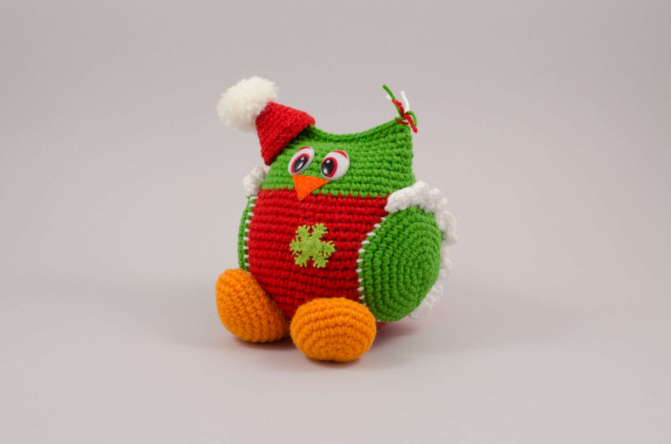 crochet christmas owl front view