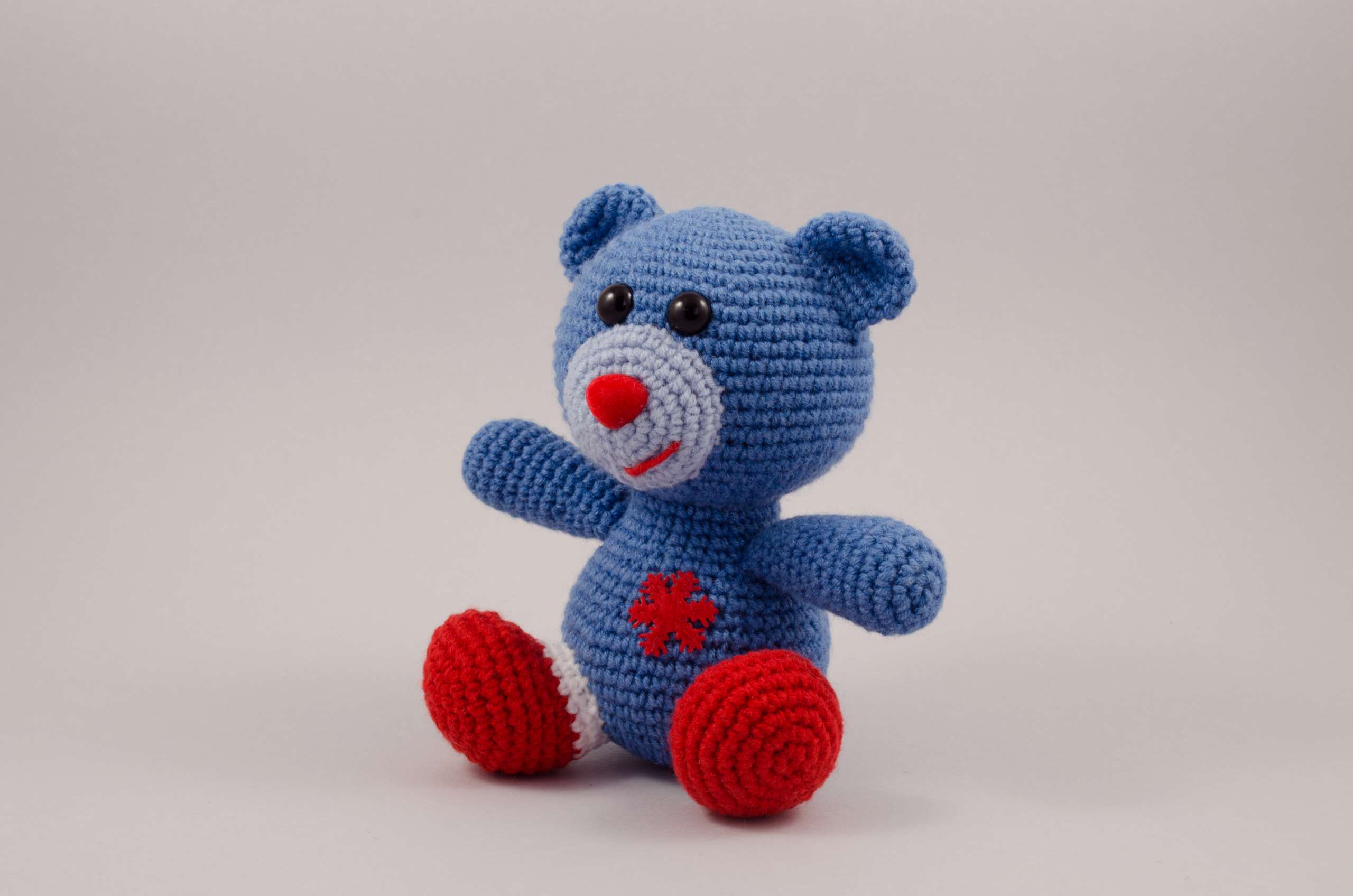 crochet blue bear side view