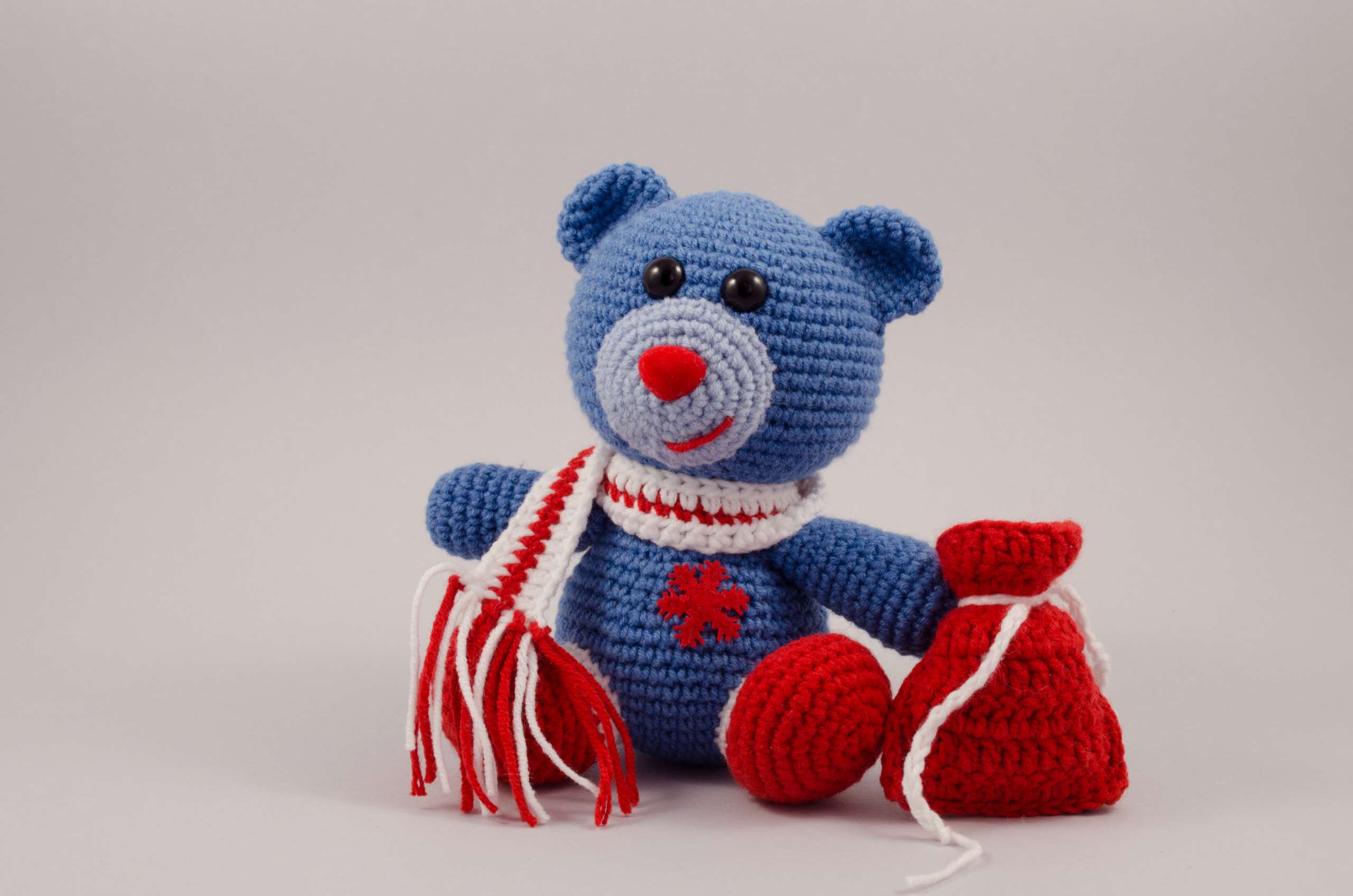crochet Christmas bear front view