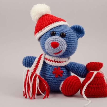 crochet Christmas bear front view