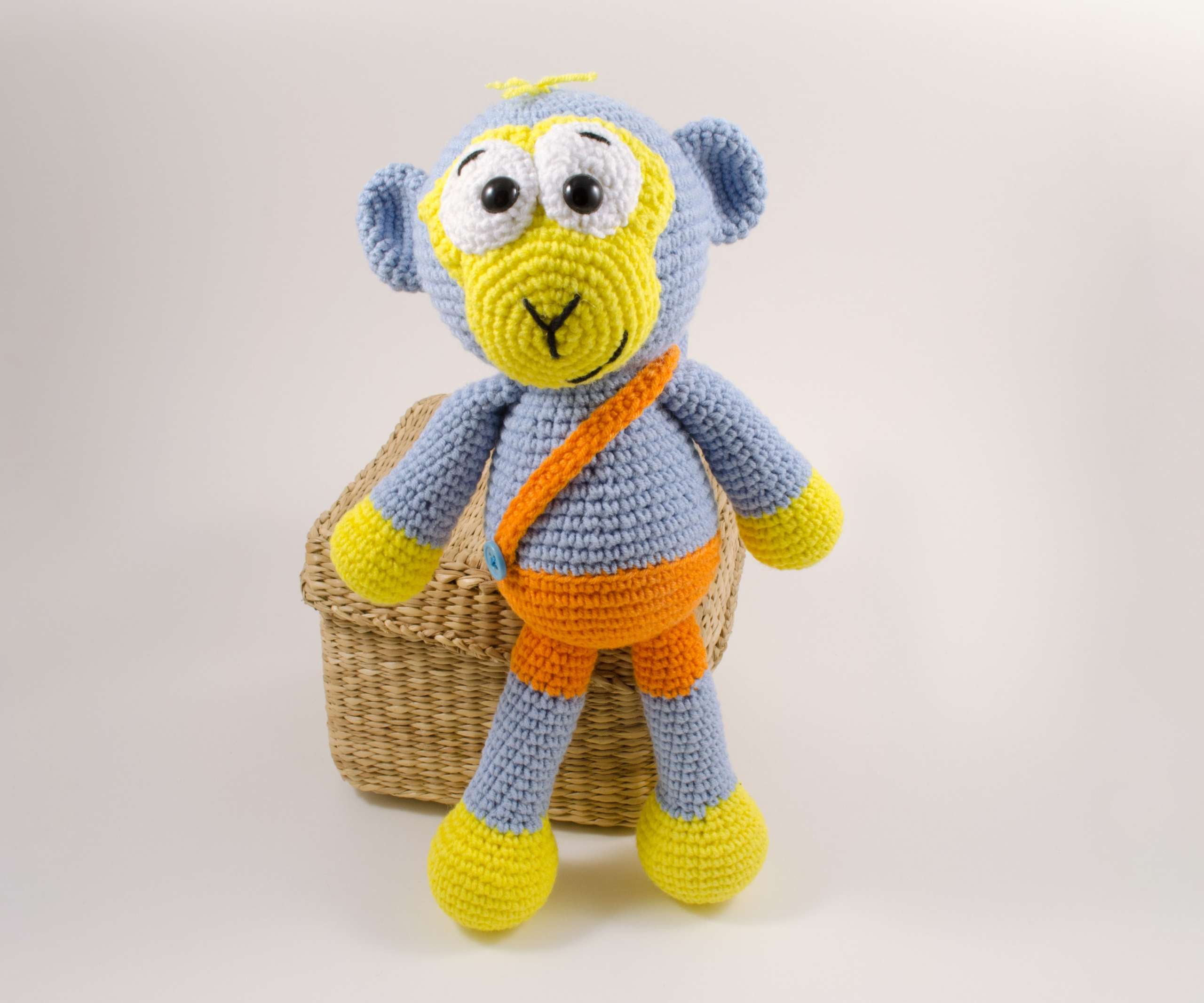 amigurumi blue monkey front view