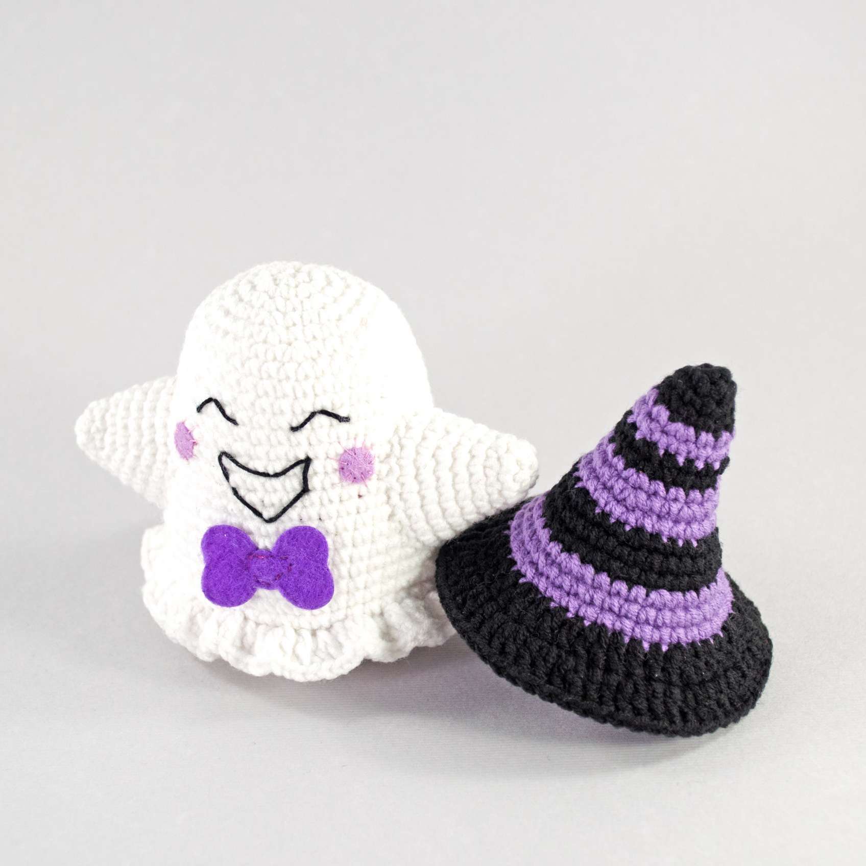 halloween amigurumi ghost