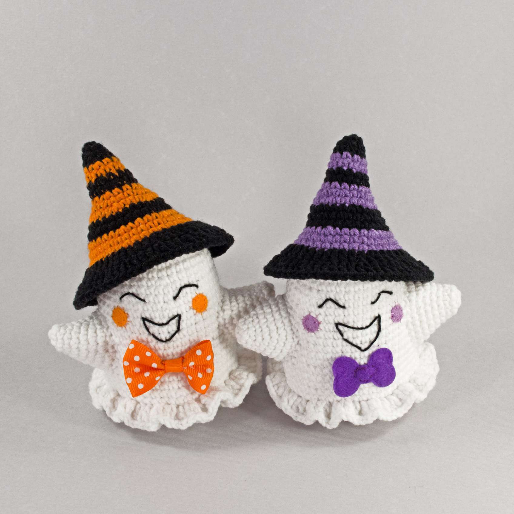 cute halloween crochet ghosts