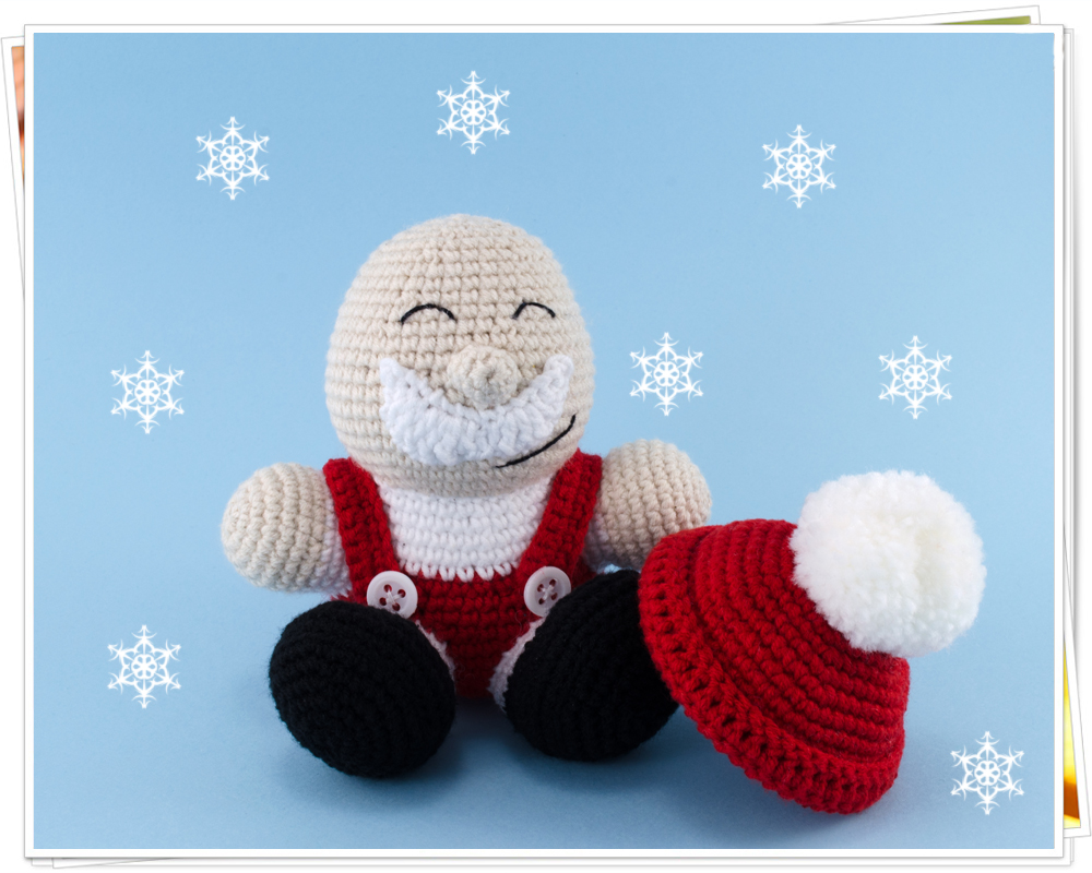 amigurumi santa claus toy