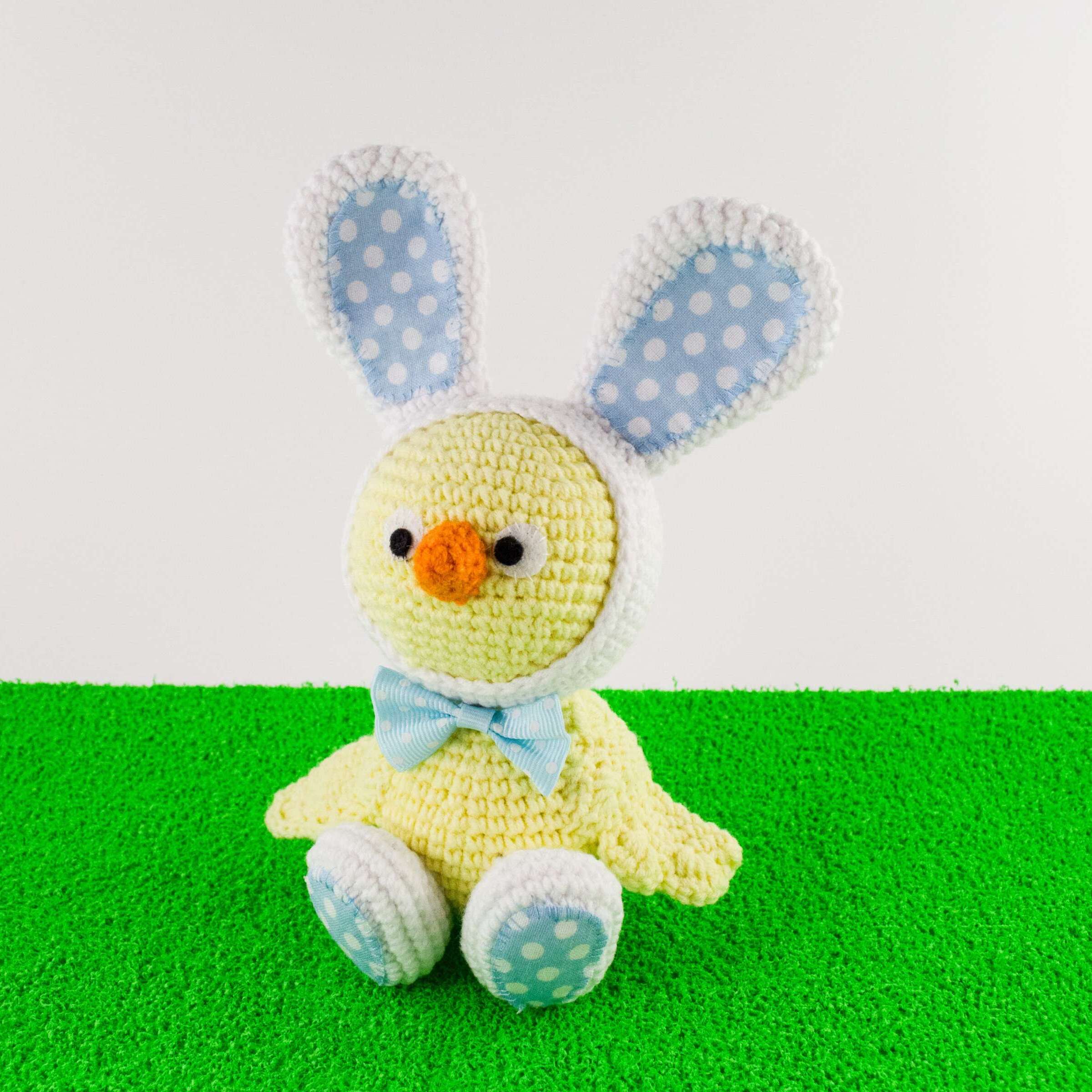 crochet easter chick front view