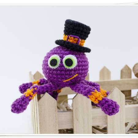 Crochet Amigurumi Halloween Spider