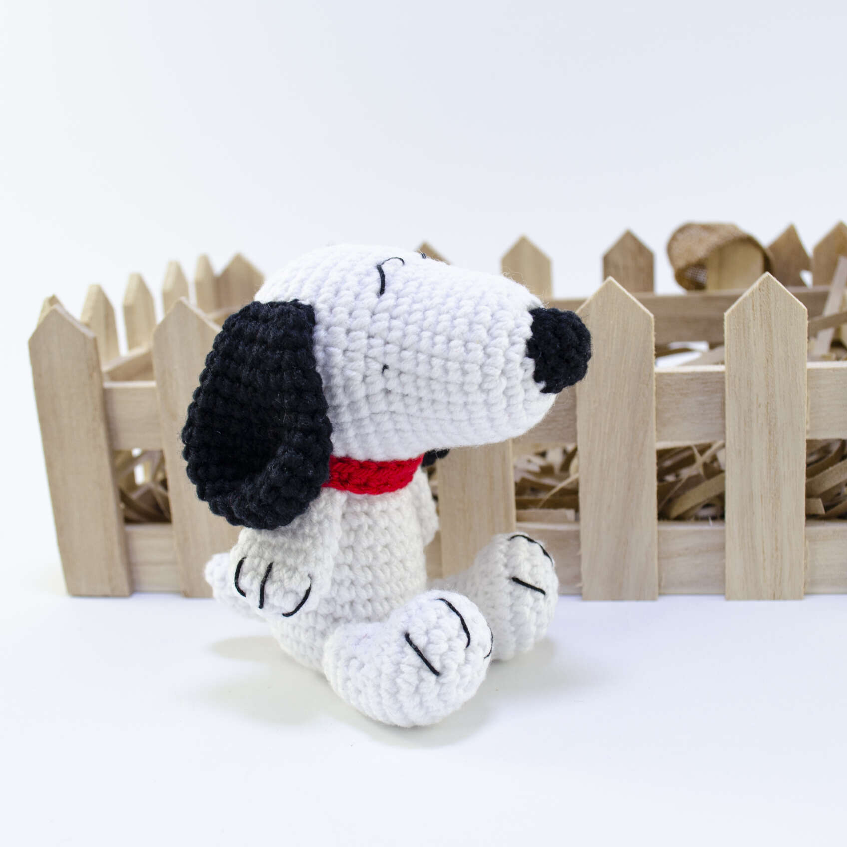 crochet snoopy dog